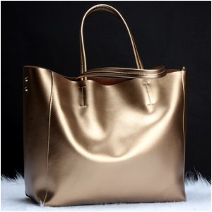 Portable leatherware decoration